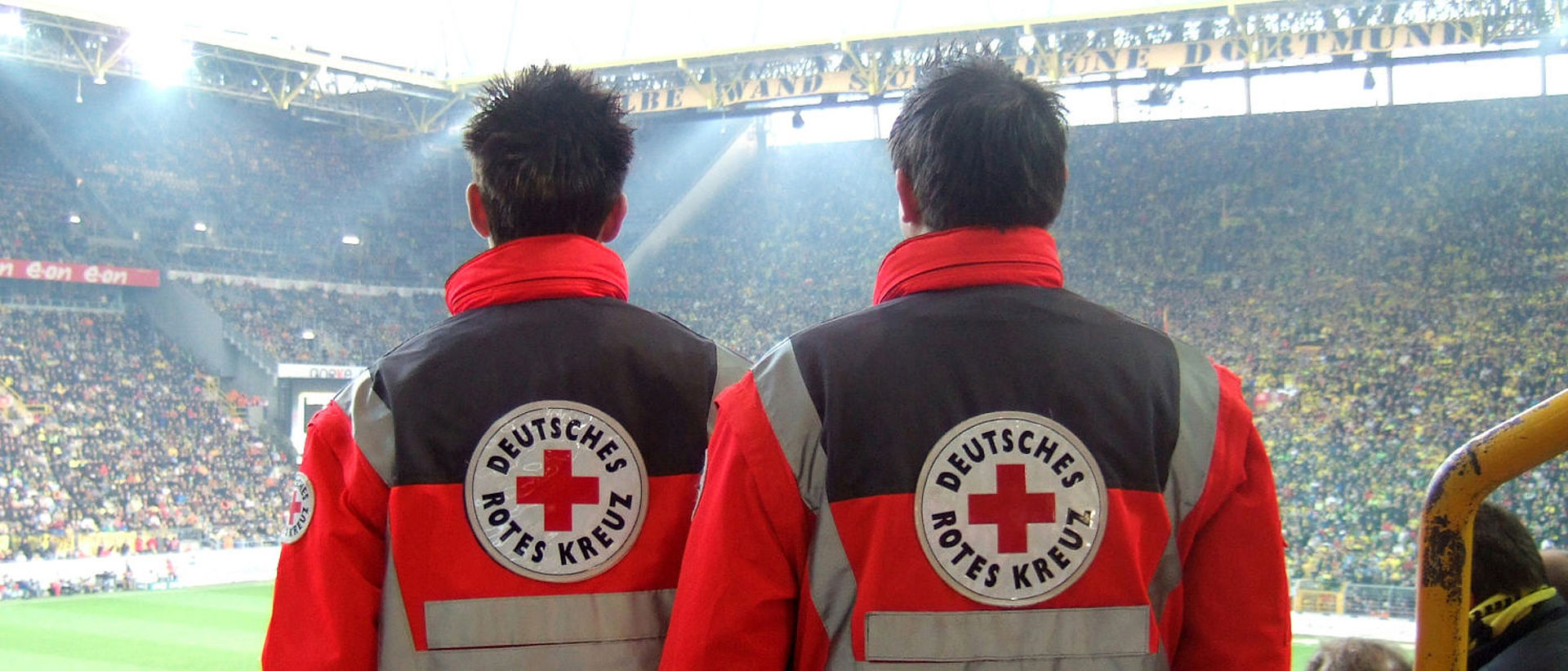Bei Ereignissen mit Personenschäden wird die Rettungsdienstleitstelle je nach dem Ausmaß der Schadenslage, alle zur Verfügung stehenden eigenen Rettungsmittel alarmieren und einsetzen.